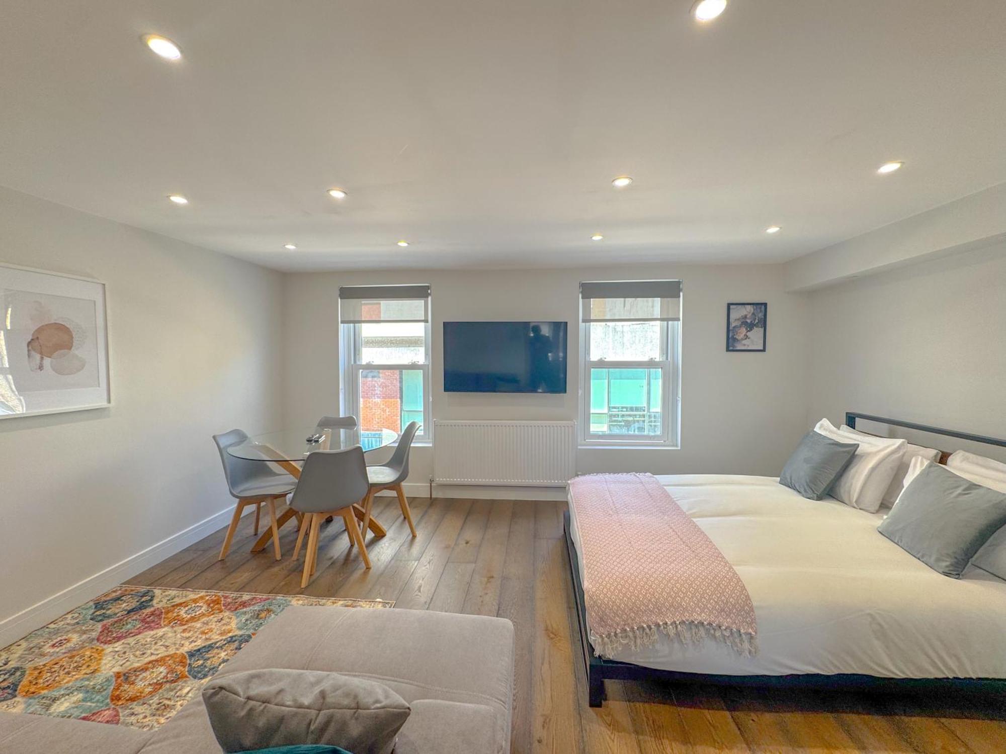 Appartement Whitfield Apartments Londen